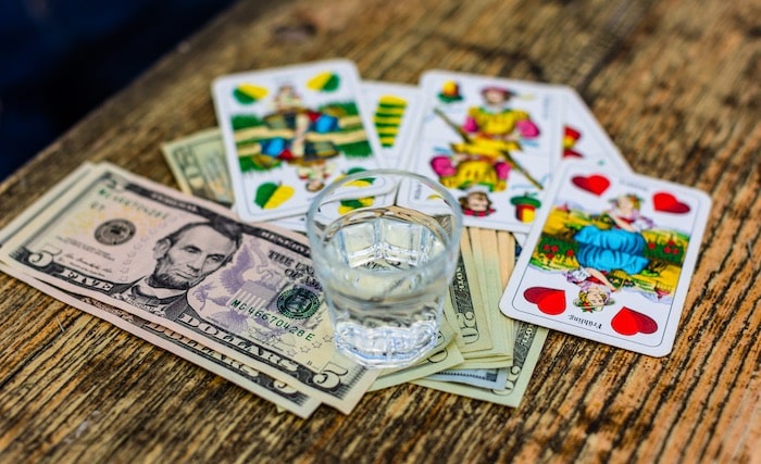 Spiele bei Schnopsn Cash Schnapsen um echtes Geld Schnapsen um Echtgeld